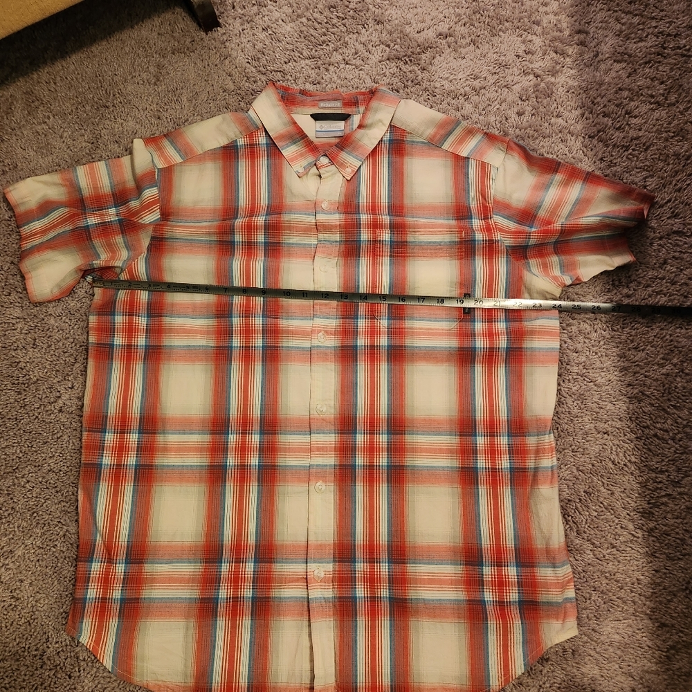 COLUMBIA BD SS SHIRT EUC!!